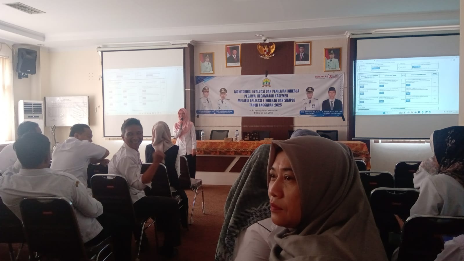 MONITORING, EVALUASI DAN PENILAIAN KINERJA PEGAWAI KECAMATAN KASEMEN