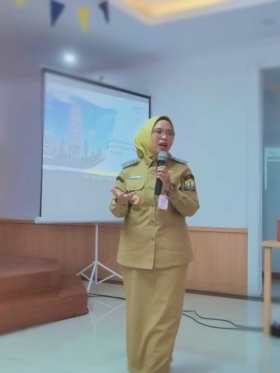 SOSIALISASI KETASPENAN DAN LAYANAN PRODUK BANK MANDIRI TASPEN BAGI ASN YANG MEMILIKI BATAS USIA PENSIUN